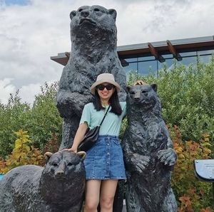 Meet your Posher, Ellen